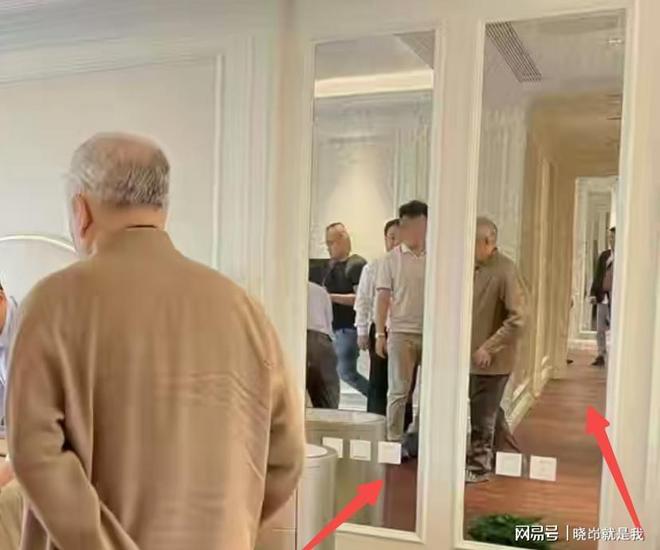 入新房床前镜设计引关注凯发k8网站范曾夫妇迁(图9)